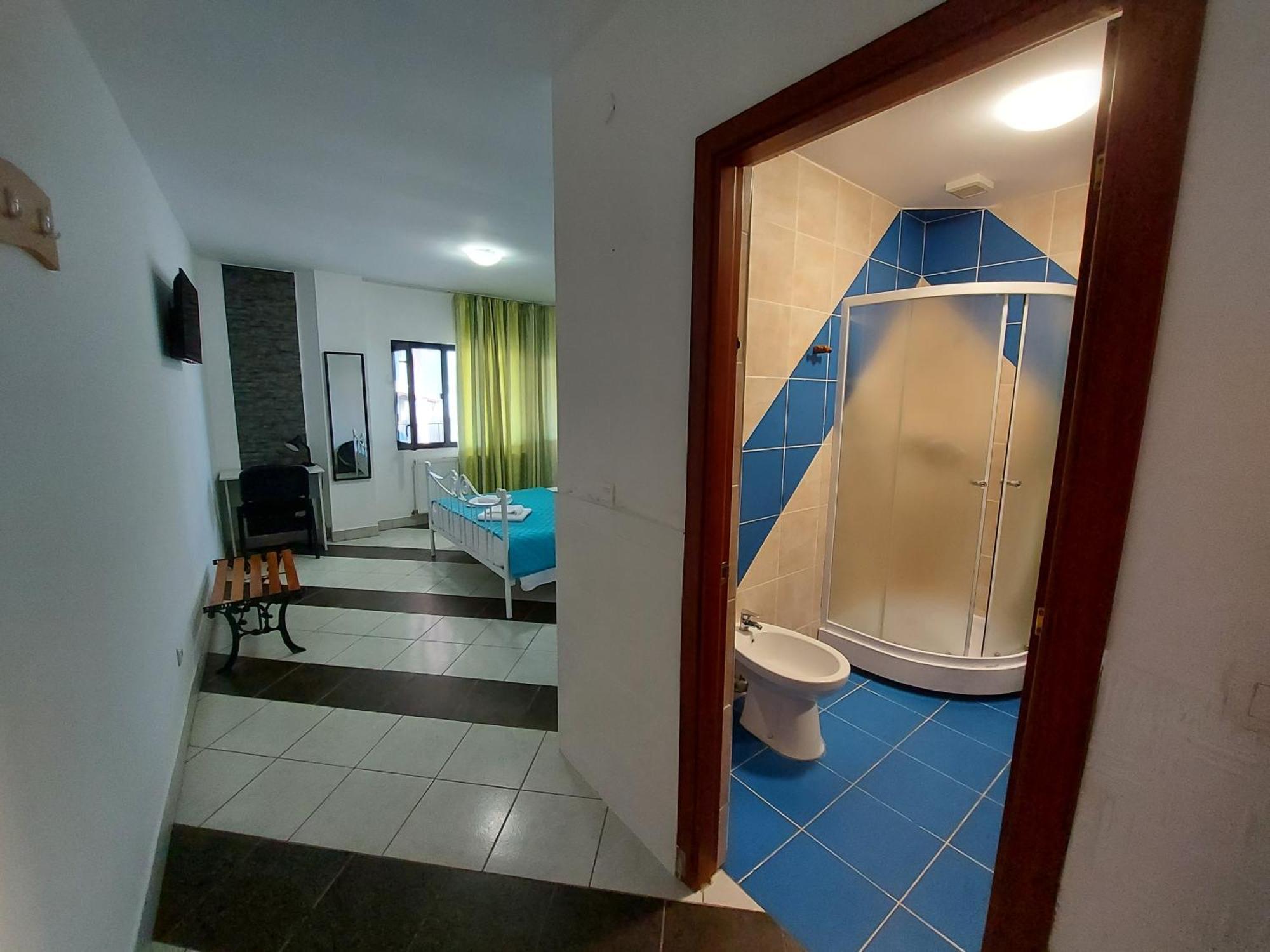 Casa Geppo - Camere De Inchiriat Ieşelniţa Rum bild