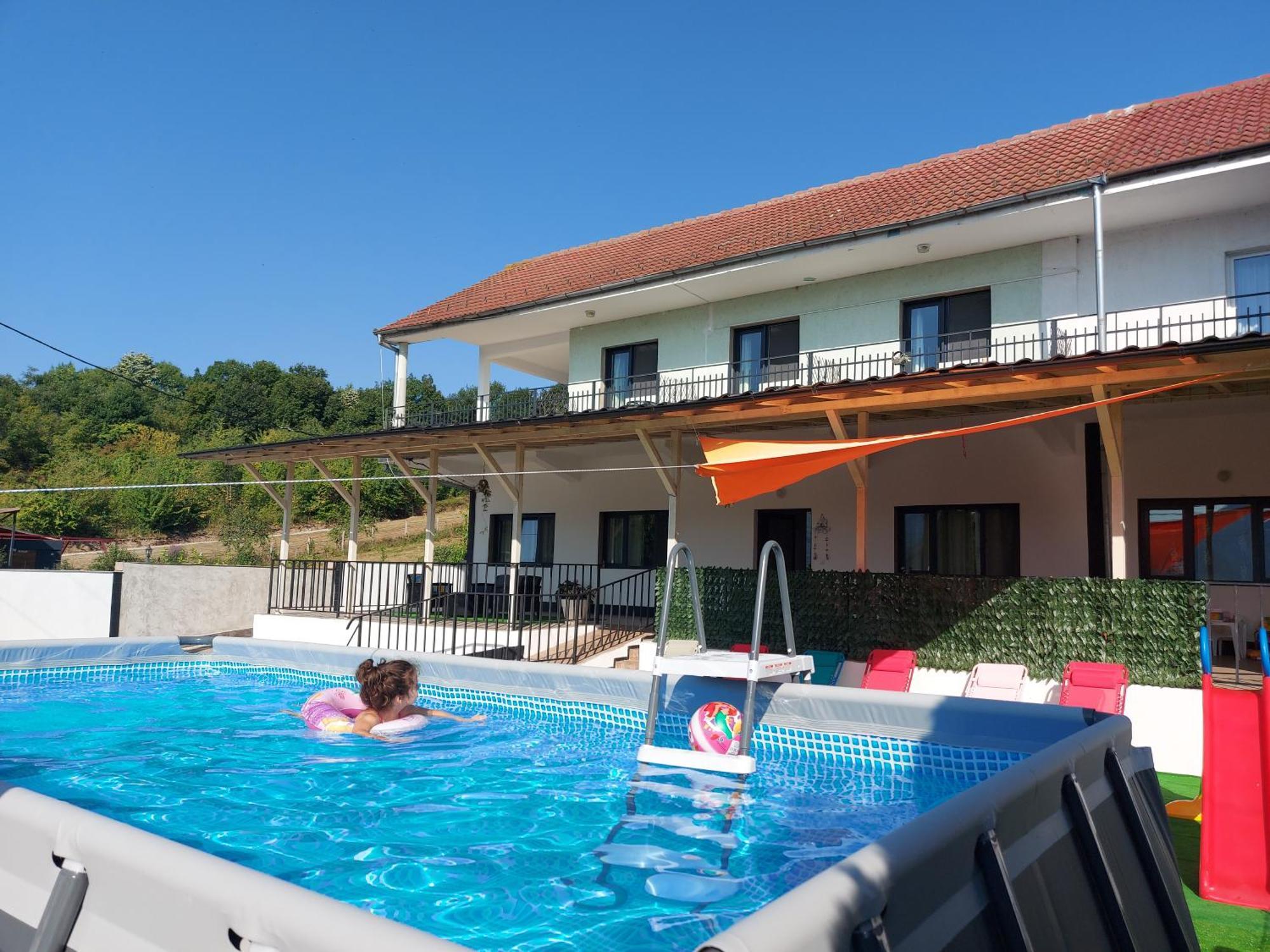 Casa Geppo - Camere De Inchiriat Ieşelniţa Exteriör bild